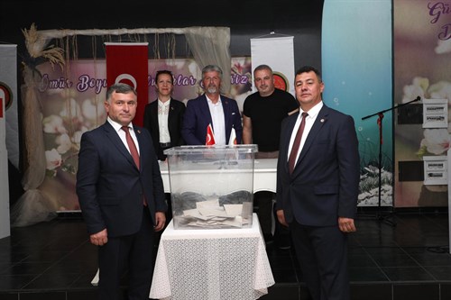 Sayın Kaymakamımız Ayhan TERZİ Mudanya Muhtarlar Derneği'nin 5. Olağan Genel Kurulu'na Katıldı