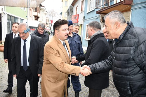 Sayın Kaymakamımız Ayhan TERZİ, Mudanya Verem Savaş Derneğinin Düzenlediği Etkinliğe Katılarak, Vatandaşlarımıza Lokma Dağıttı